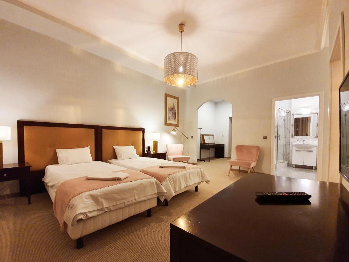 Holiday Suites Cracow Krakau Exterior foto