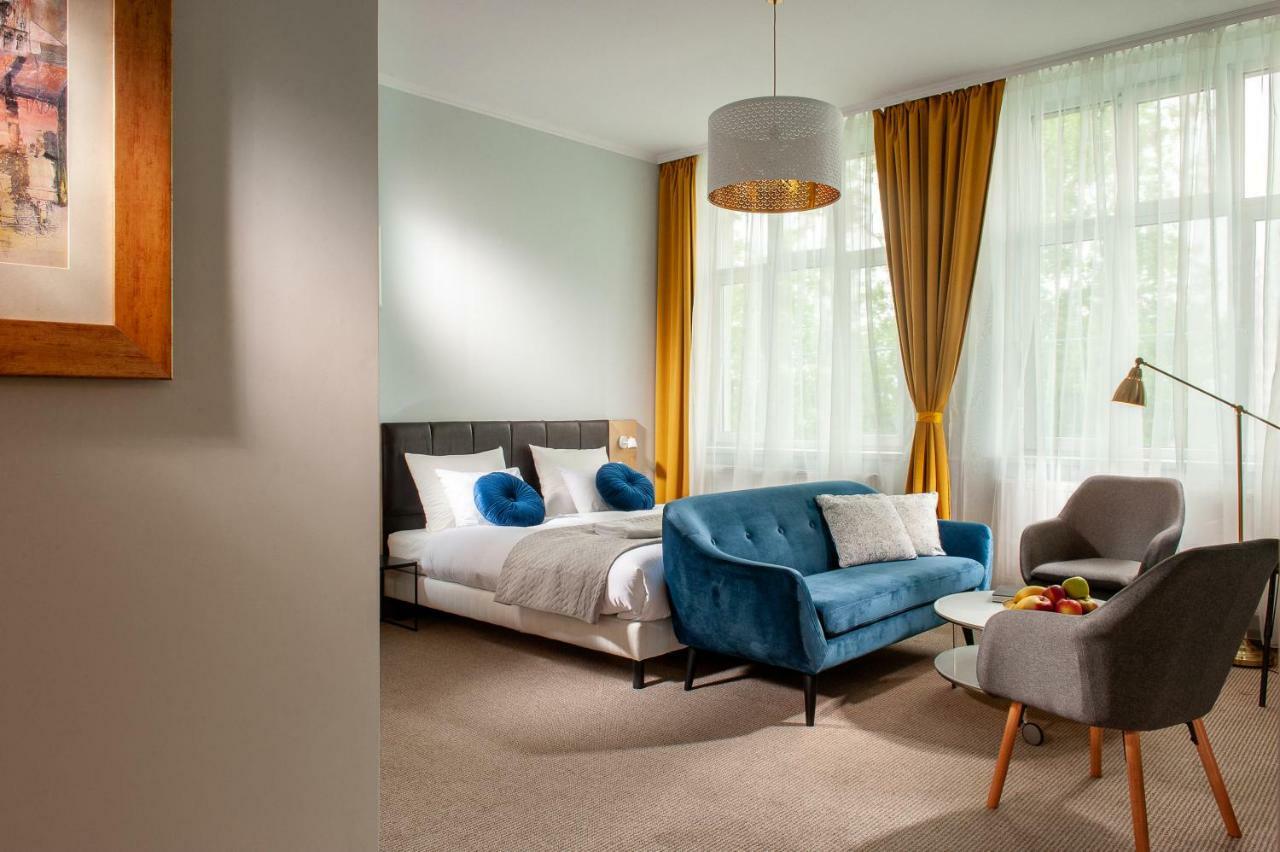 Holiday Suites Cracow Krakau Exterior foto